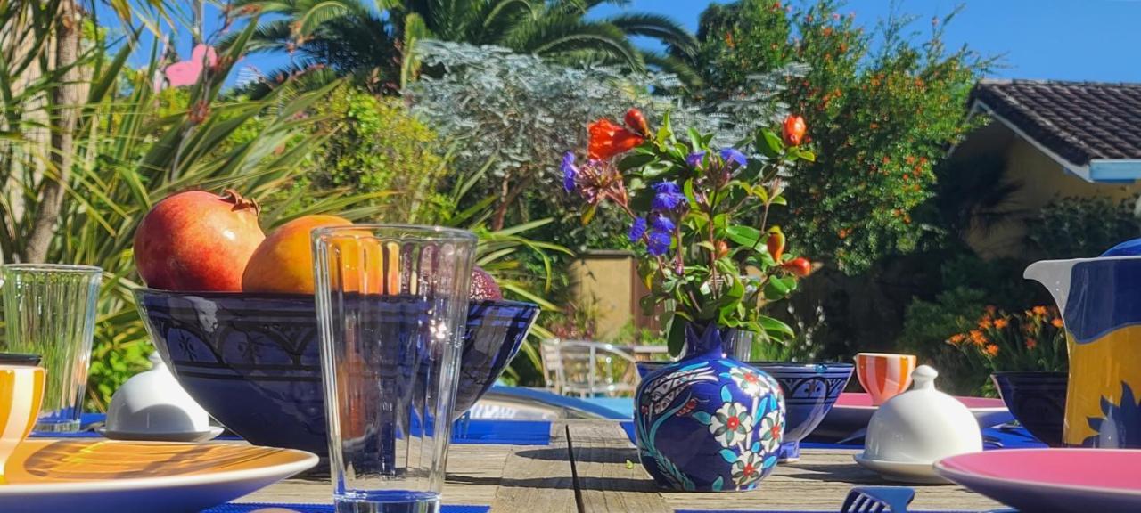Bienvenue Chez Lilaroma Bed & Breakfast Mérignac Exterior photo